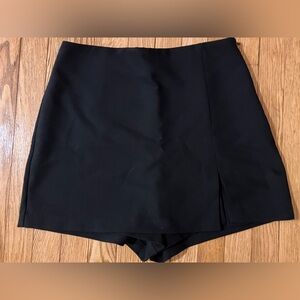 Zara Black Skort Size L